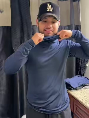 Camisas de estas salen rete caras en las tiendas ..🤦🏻‍♀️ #camisas#camisamangalarga#camisasdetrabajo#trabajador#camisasdehombre  