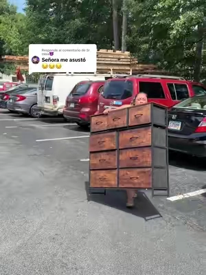 Respuesta a @Sr misa😈 #hogar #tiktokshopcreatorpicks #tiktokshop #muebles #armario 
