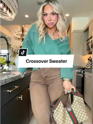 Replying to @drizzlednsprinkled talk about an elevated sweater 🤎 looks so freaking good & so stretchy & comfy @btfbm_us @btfbm_shop #sweater #sweaterweather #midsizeoutfits #falloutfits #sohochic 