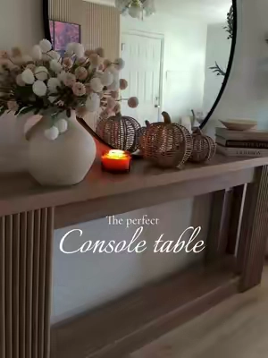 #consoletable #entrywaydecor #falldecor #livingroomdecor #tiktokmademebuylt 
