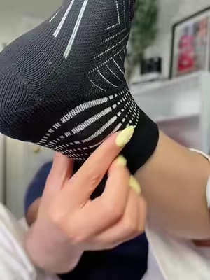 #sohochic #TikTokshopbacktoschool #socks #compressionsocks #iramysocks 