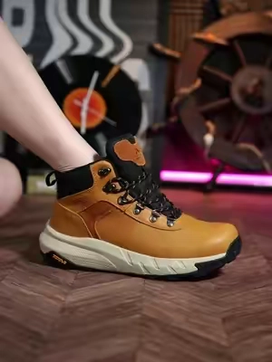 Impermeables y perfectas para aventuras al aire libre #mensfootwear #menboots #travelgear #workshoes #TikTokshopbacktoschool 