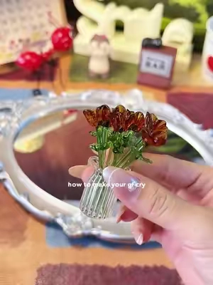 Tears of joy 🌸🥹 #glassflowers #flowers #bouquet #giftforgirlfriend #cutegifts