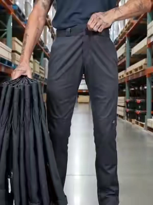 Heavy‑duty functional work bottoms! Dickies Men’s FLEX Skinny‑Fit Double Knee Work Pants. Wrinkle‑resistant, stain‑release fabric, reinforced knees for extra durability. Breathable slim‑fit silhouette, great for worksite, outdoor labor and casual everyday outfits. #DickiesWorkPants #DoubleKneePants #SkinnyWorkPants #MensWorkwear #SohoChic
