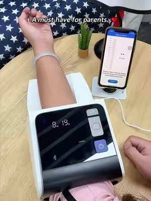 The Easy Blood Pressure Monitor Your Family Can Use At Home ❤️#BloodPressureMonitor #HomeHealthcare #HealthEssentials #FamilyCare #TikTokShopFinds 