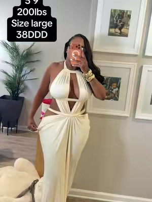 This dress is so sexy ##TikTokshopbacktoschool##tiktokshopcreatorspicks