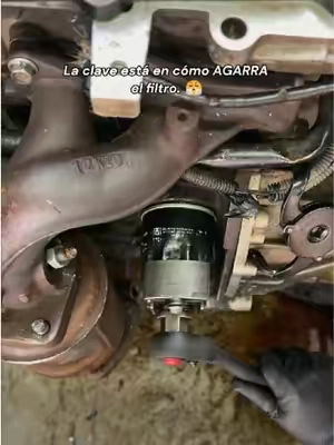 La clave está en el agarre. Esta llave ajustable se adapta a filtros de aceite spin-on de 60 a 80 mm y sus dientes ayudan a mantener un agarre firme al girar. Compatible con herramientas de 1/2 pulgada, ideal para cambios de aceite, reparación automotriz y trabajos de mantenimiento.adjustable oil filter wrench, 60-80mm oil filter tool, 1/2 inch drive filter wrench, spin-on oil filter remover, automotive repair tool#DealsForYouDays #SummerVibes #AutoRepair #MechanicTools #DIYTools