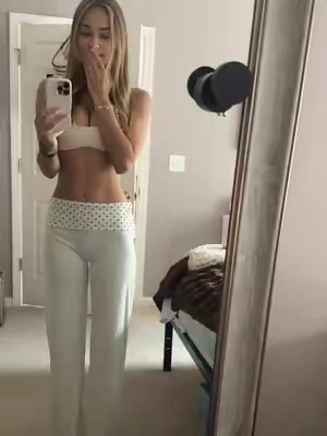 These couldddd potentially work but I like my yoga pants long😩 #tallgirl #workoutset #OOTD #TikTokshopbacktoschool #shortpants 