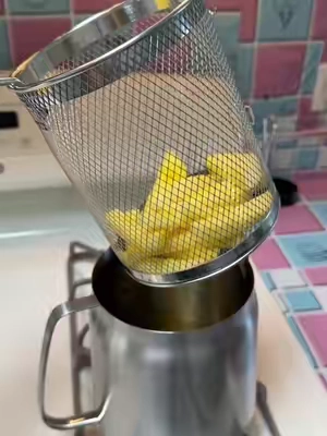 Papas o pollo o pescado lo que tú quieras #freidora #aceroinoxidable 