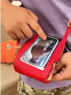 Use your phone through the window without taking it out!      #crossbodybag#touchscreenbag#everydaybag#OOTD