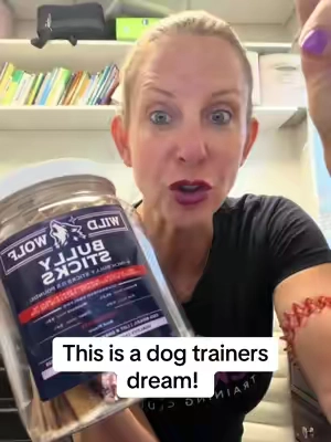This is a dog trainers dream! @Wild Wolf Bully Sticks #wildwolf #dog #dogsoftiktok 