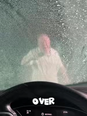 Cleans the windshield and removes all oily residues etc. from it. Also applies to the interior.  #car #carcleaning#detailing #Windshield #windowcleaning 