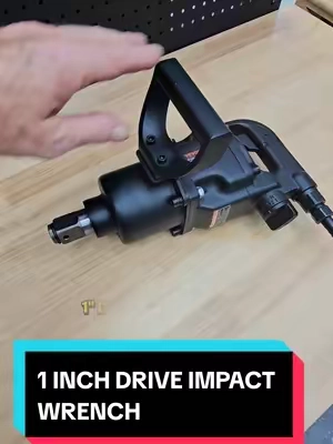 VEVOR 1 INCH AIR IMPACT WRENCH. 2730 FT LBS REVERSE TORQUE, 2400 FT LBS MAX TORQUE, 3 FORWARD, 3 REVERSE, INSIDE TRIGGER, D RING TOP HANDLE. #impactdriver #impactwrench #tools #tiktokshopcreatorpicks #TikTokshopbacktoschool @Haidee_Collab @VEVOR Store @CreatorCollab_Mabel @VEVOR Automotive Store 