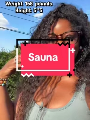 OK, so if you’re looking for some extra compression and you wanna sweat more while working out, this sauna suit is a must have #saun #compression #gym #workoutfit #gymfit 