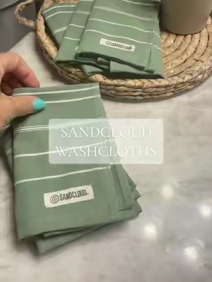 Great quality washcloths and look awesome too 🤌🏼 #sandcloud #organiccotton #washcloths #bathroomrefresh 