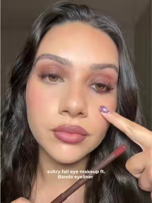 Obsessed!! 🤎🍂 @Persona Cosmetics #personacosmetics #Eyeliner #fallmakeup #eyemakeuptutorial #tiktokshopcosmetics 