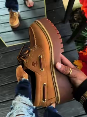 @Timberland boat shoes for the fall outfits #tiktokshopcreatorpicks #fallshoesmusthaves #timberlandboots 