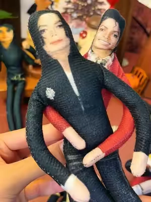 roger who did this to you #michaeljackson #mj #michaeljacksondoll #badmichaeljackson #mjdoll