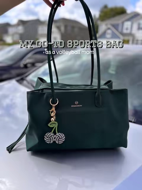Perfect in every way #totebag #sportsbag #mombag #totebagaesthetic 