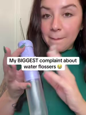 The best water flosser isn’t the one with the fanciest features…it’s the one you’ll actually USE 😭🦷 A huge tank, multiple pressure settings + no stopping halfway through to refill it? THAT makes sense to me as a dental hygienist 👏  #GuruNanda #WaterFlosser #DentalHygienist #OralCare #TikTokshopbacktoschool