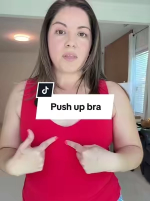Soporte, realce y encaje en un solo bra. 🌹👙 Perfecto para cuando quieres sentirte cómoda pero también verte más arreglada. #pushupbra #lacebra #underwirebra #brapushup #TikTokshopbacktoschool  