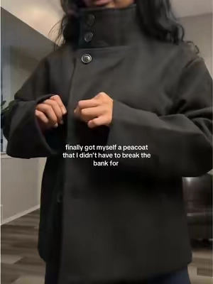 Buttoned to the top! 🙂‍↕️ #peacoat #falloutfitinspo #fallfashiontrends 