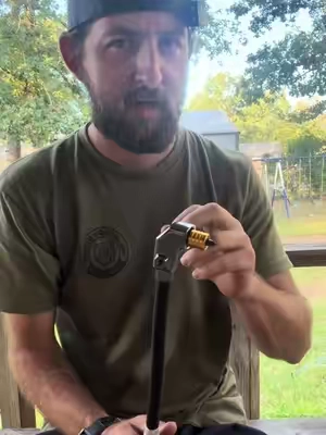 Wvery DIYer needs ONE of these 🫪🔧 The tool you dont think you need… Until you’re stuck in a tight spot! #tiktokmademebuylt #tools #diytools #handyman #tooltok 