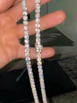 This GLD micro clustered tennis chain is so fire!🔥 