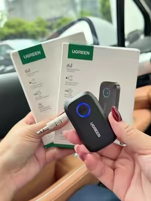 si tu auto no tiene bluethooth, necesitas esto #auxtobluetooth #aux #auxcord #bluetooth #carhacks 