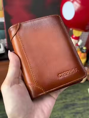 Make sure you buy him an attractive, large-capacity leather wallet#menswallet #zipperwallet #rfidwallets #foryou #TikTokshopbacktoschool 