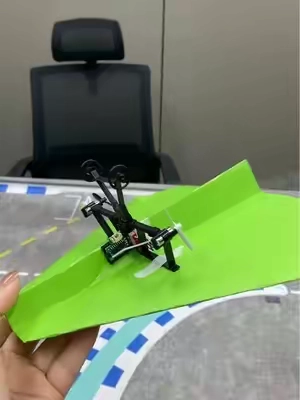 I thought it was just a paper airplane…Then it took off. 🚀✈️This DIY RC kit transforms an ordinary paper plane into a remote-controlled aircraft with powered flight and gyro stabilization.The perfect mix of childhood nostalgia and modern engineering!#TikTokshopbacktoschool #sohochic #cooltoys #paperplanes #rctoy 