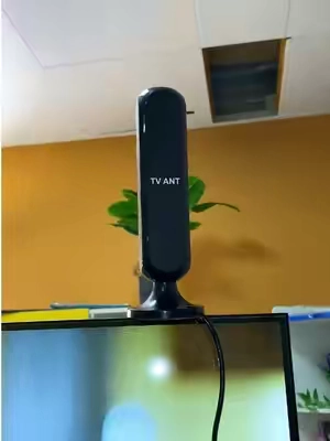 Hook up this HD digital antenna to your TV, and channels show up right away.📺#backtoschool  #antenna #tv #hd #4k 