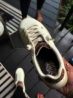 @HeyDude Karina’s for the tennis shoe look but Heydude comfort 