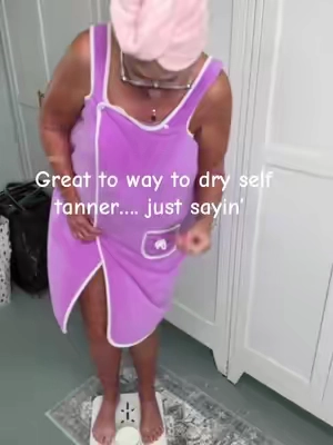 The perfect way to get dry after a bath or shower!! Also I great way to dry self tanner. #bodydryerheater #beautygadgets #bathroomfinds #giftideas #tiktokshopcreatorpicks 