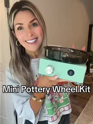 Kids Christmas present idea!🎄  #PotteryWheel #potterytiktok #kidscrafts #kidschristmasgifts #TikTokshopbacktoschool 