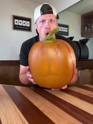 the best halloween decoration #jabberinjack #talkingpumpkin #halloween #halloweendecor #TikTokshopbacktoschool 