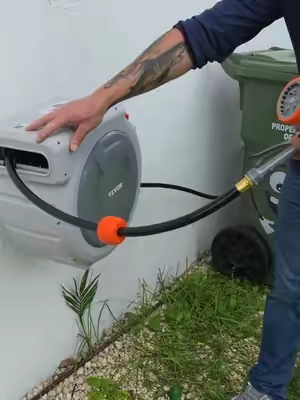 Manguera de agua retractable para patio de varias medidas y grosor facil de instalar y muy útil no mas requeros #manguera #mangueras #agua #retractable #patio 