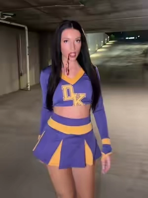 she’s actually just a really good friend 😚 #JennifersBody #JenniferCheck #JenniferCheckCostume #HalloweenCostumeIdeas #MeganFox
