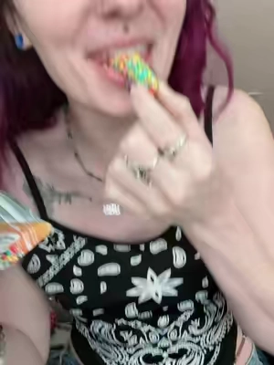 1UP sour candy mini worms #TikTokshopbacktoschool 