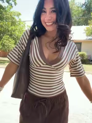 LOVEEE this top so much!! 🤎🤍 perfect for fall!! #cuteshirt #fallshirt #fall #fyp #szn 