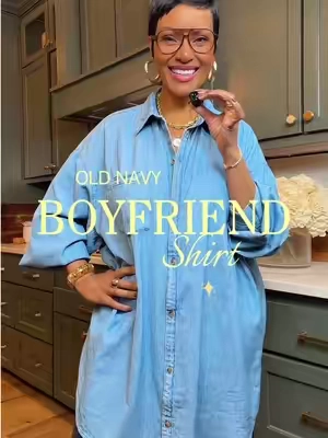 SIZE X-LARGE/TALL 🩵 Old Navy Oversized Boyfriend Shirt in DENIM.  #denimshirt #oversizedshirt #boyfriendshirt #buttonupshirt #buttondownshirt @Old Navy 