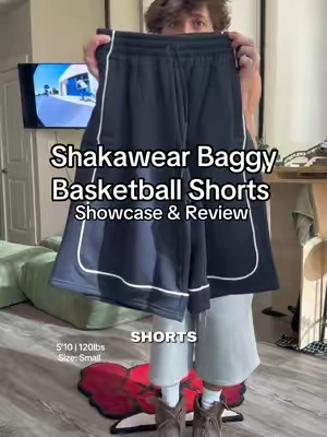 #shakawear #baggysweatshorts #mensfashion 