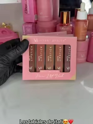 Los labiales de itati😍❤️ #itatilopez #doñasilvia #itati #itatilive #itatismosticonicmoments 