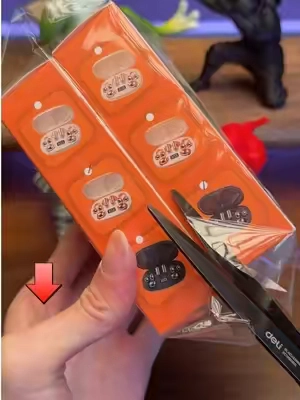 🔥 WTF?! These Earbuds Are Actually This Cheap?! 😱🎧 #Earbuds #TechFinds #TikTokMadeMeBuyIt #tiktokshop 009 #TikTokshopbacktoschool 