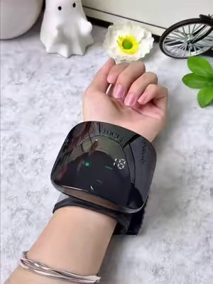 De viaje, en el trabajo o en casa, este manguito de muñeca con pantalla táctil cabe en tu bolsa y siempre te cuida la salud#bloodpressuremonitor #fyp #tiktokshop #TikTokShopBlackFriday #SohoChic