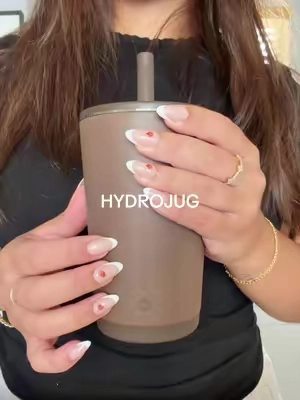 obsessed with this tumbler 🐻🤎 @HYDROJUG #hydrojug #tumbler #icedcoffee #coffee #TikTokshopbacktoschool 