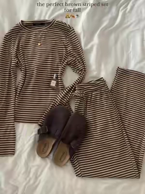 so comfy! 🤎 #fallfashion #TikTokshopbacktoschool #stripes #outfitinspo #chic brown striped matching fall set neutral minimalistic aesthetic chic 