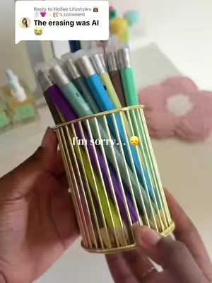 Replying to @Hollee Lifestyles 👸🏽🪞🩷✨🩰 #erasablegelpens #pens #TikTokshopbacktoschool #backtoschoolshopping #teacher 