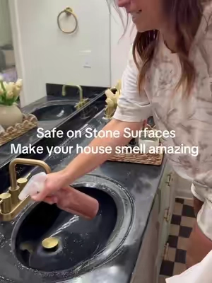How I make my home look and smell amazing #cleaner #multipurpose #cleaningmotivation #cleaninghacks #mississippicandlecompany 