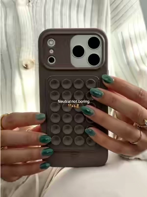 @Velvet Caviar #velvetcaviar #phonecase #neutral #neutralaesthetic #fallaesthetic 